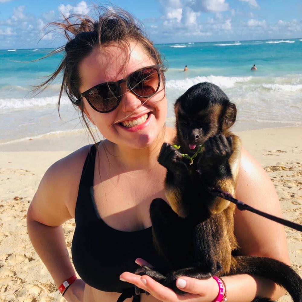 Meet your Posher, Dana